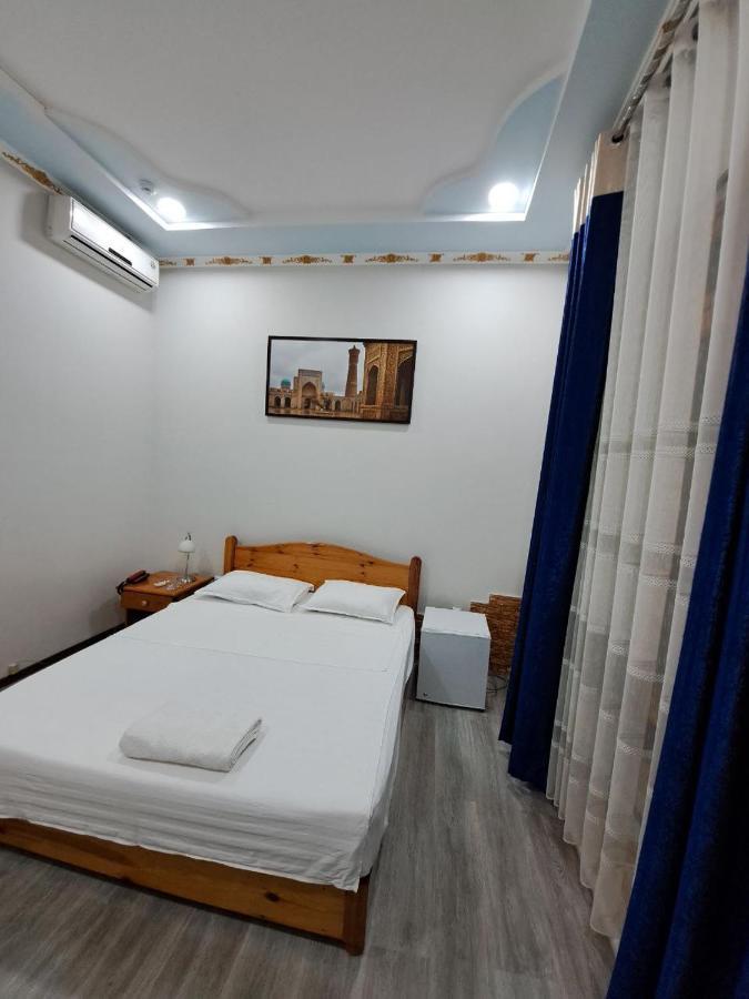 Karavan Hotel Buchara Exteriör bild