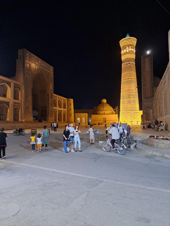 Karavan Hotel Buchara Exteriör bild