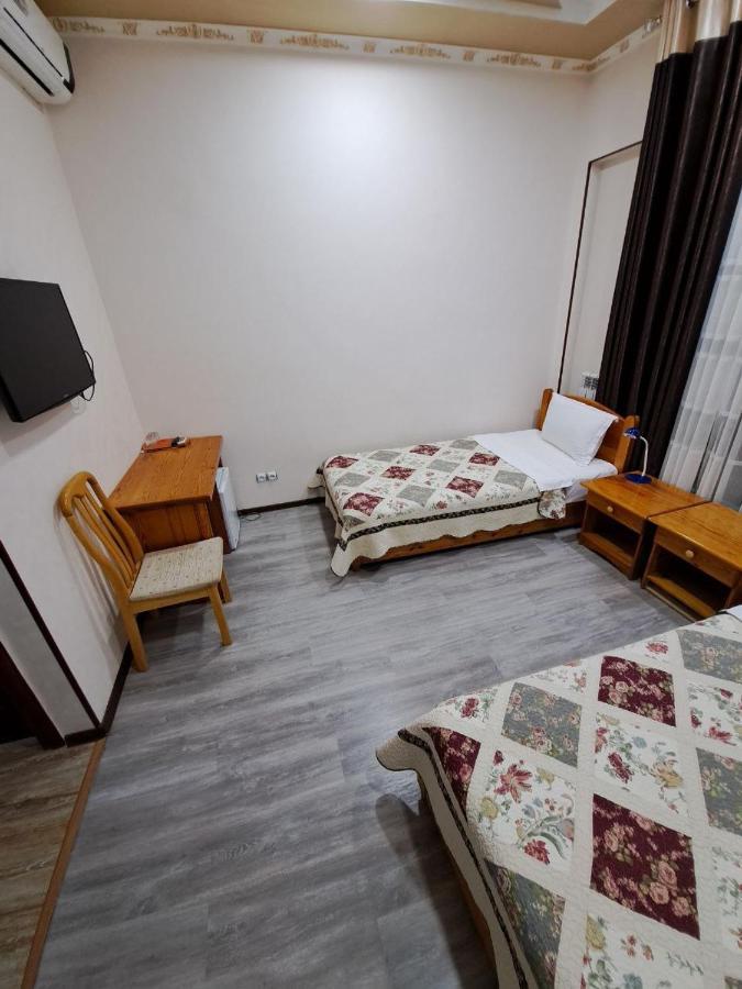 Karavan Hotel Buchara Exteriör bild