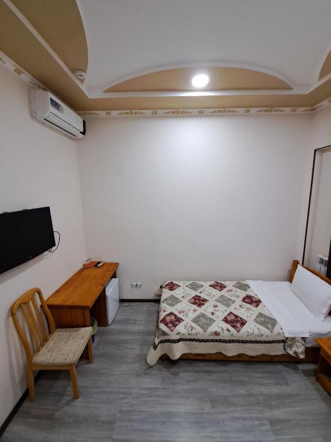 Karavan Hotel Buchara Exteriör bild